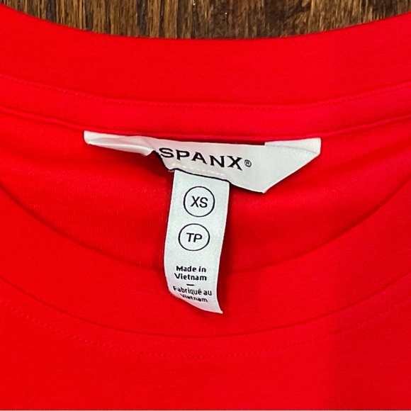 SPANX Bright Red Crewneck Cropped Top - Picture 6 of 6